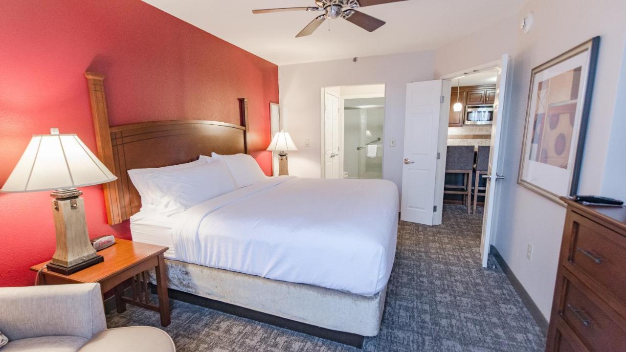 Staybridge Suites Wilmington East By Ihg Dış mekan fotoğraf
