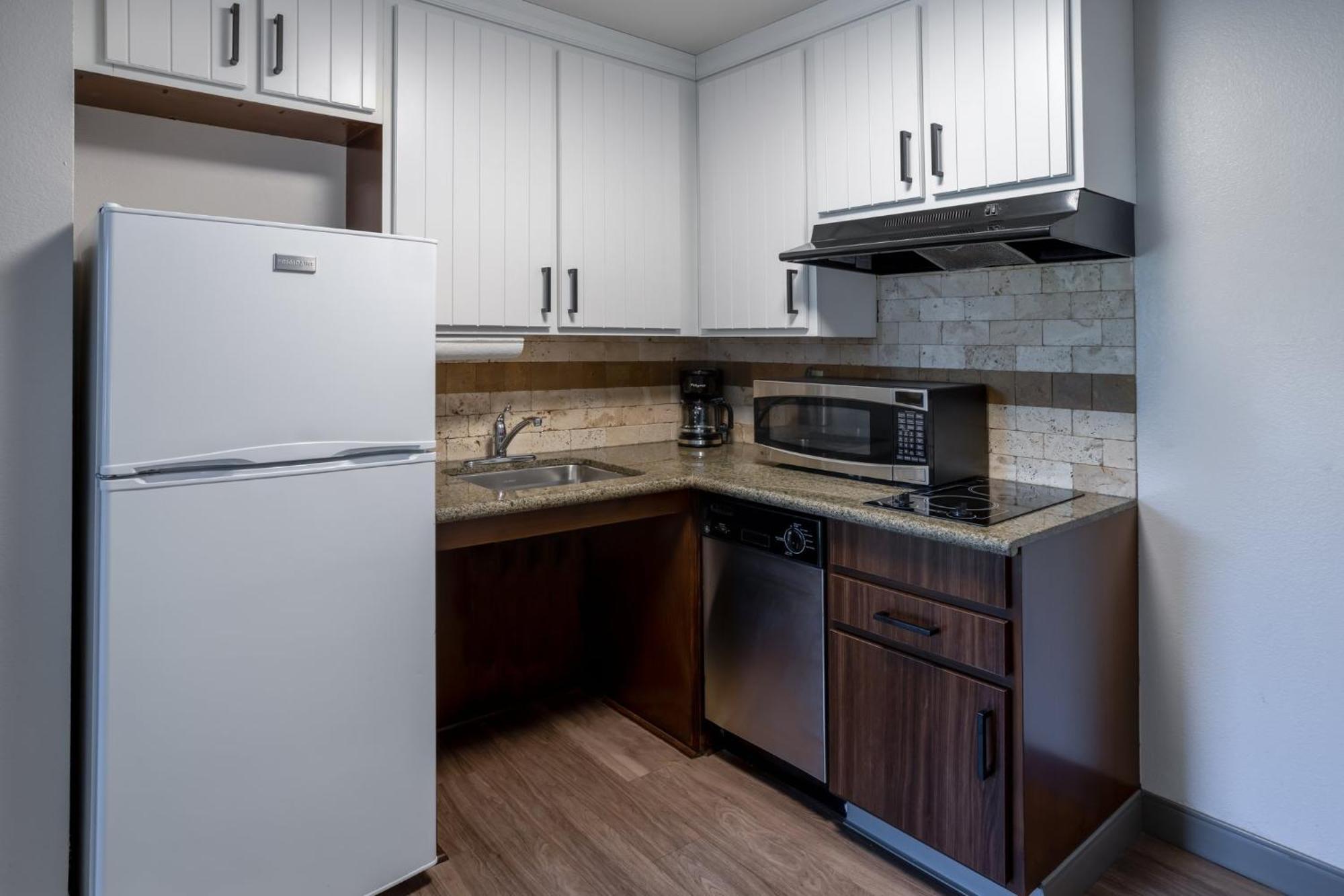 Staybridge Suites Wilmington East By Ihg Dış mekan fotoğraf