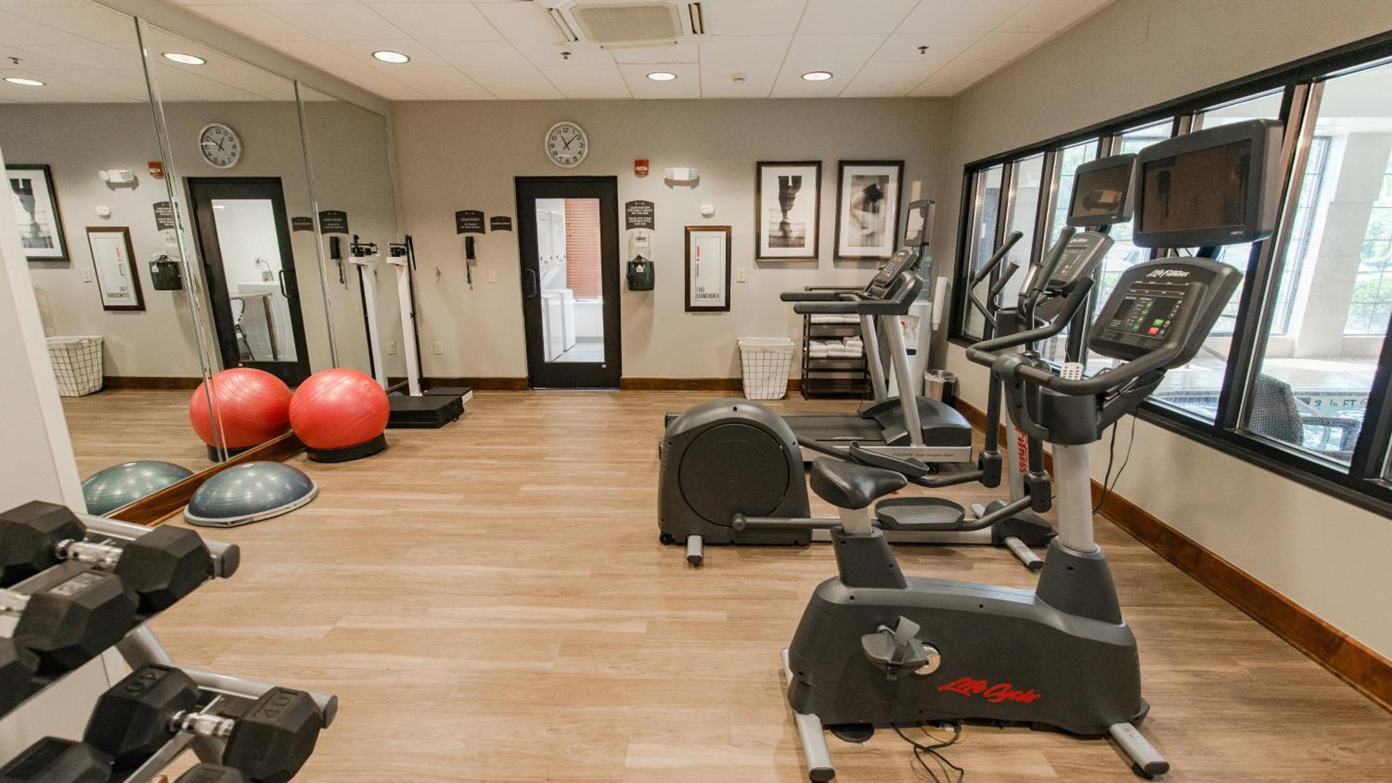 Staybridge Suites Wilmington East By Ihg Dış mekan fotoğraf