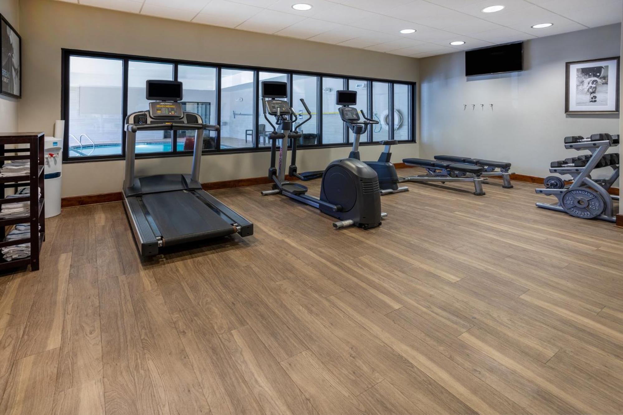 Staybridge Suites Wilmington East By Ihg Dış mekan fotoğraf