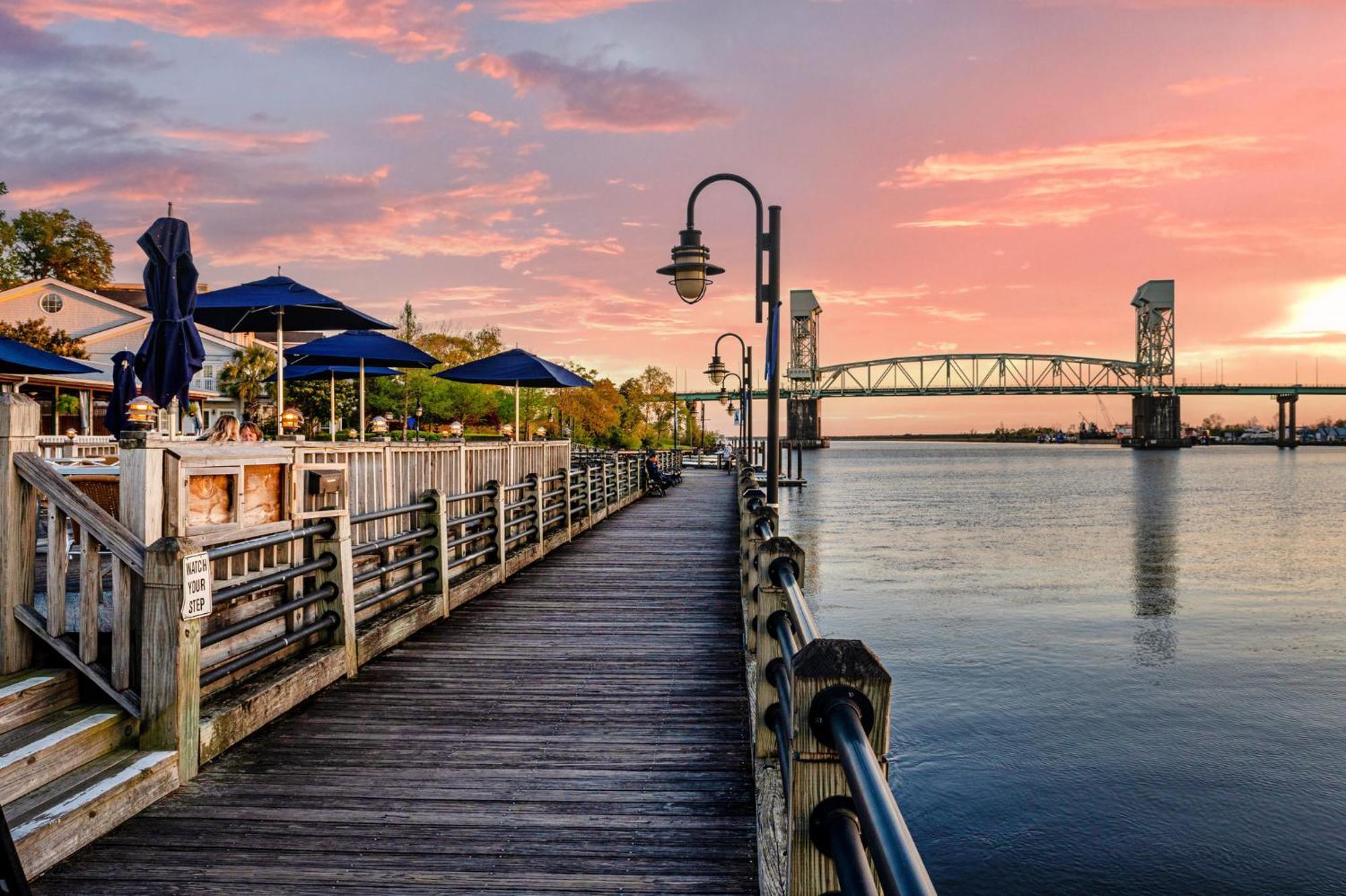 Staybridge Suites Wilmington East By Ihg Dış mekan fotoğraf